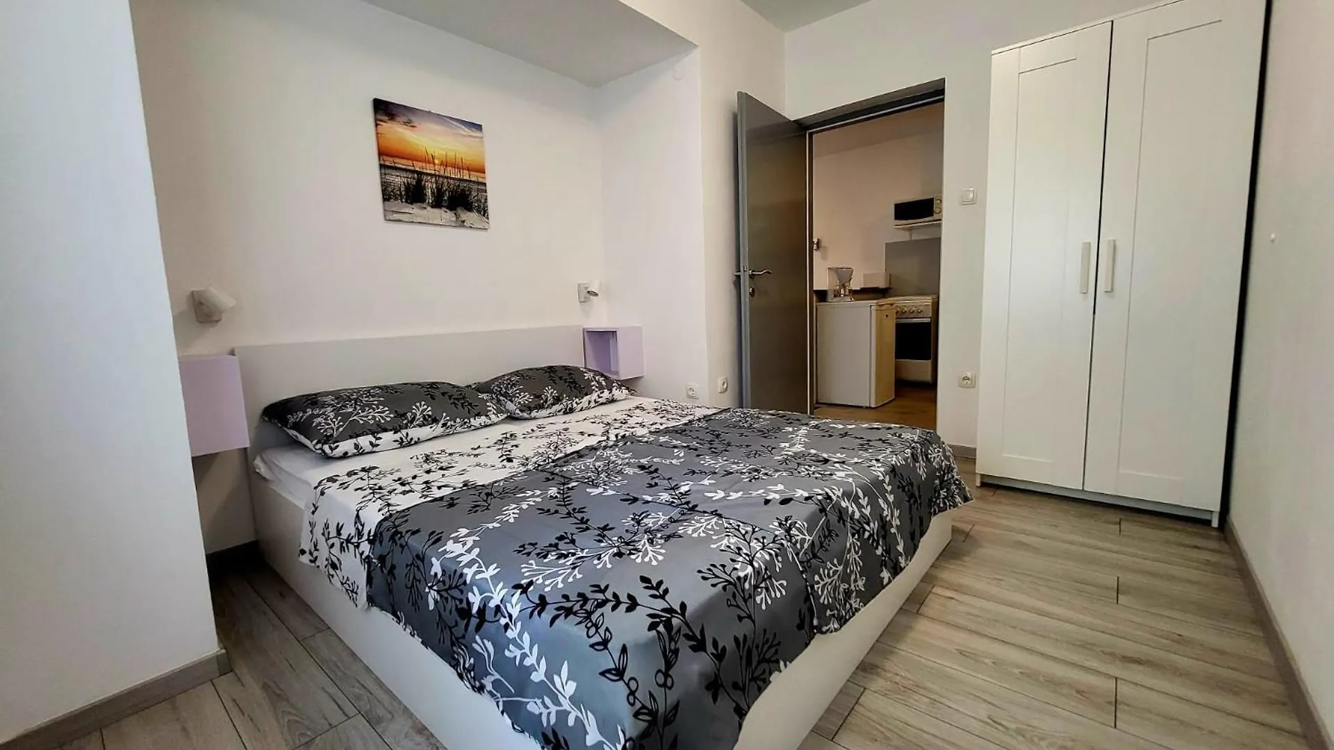 Apartments Pavlic Crikvenica 0*,